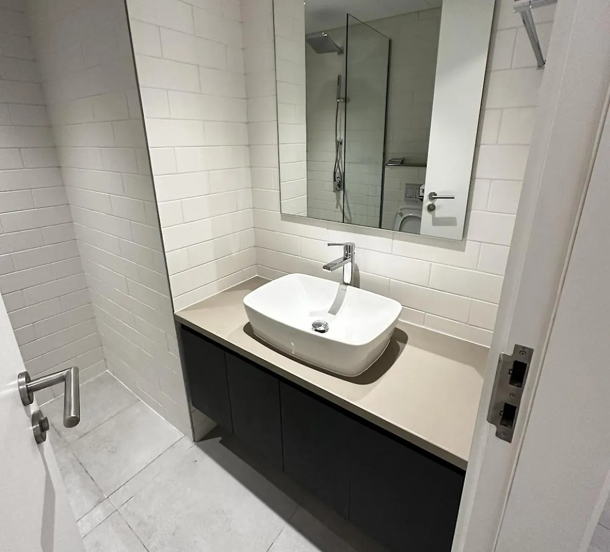 Private Room In A Shared Apartment Sharjah